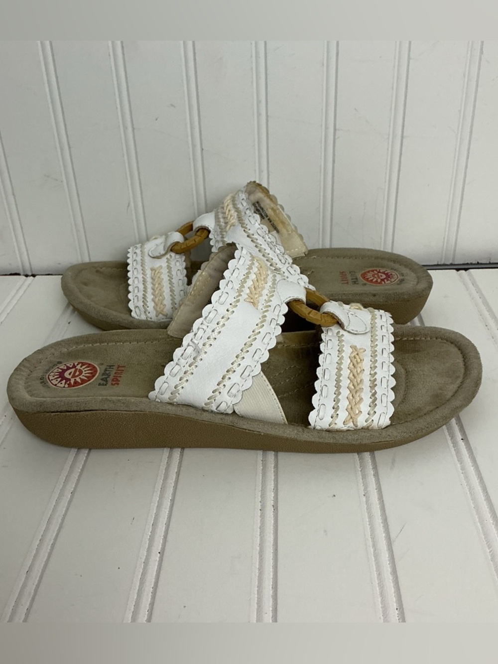 Earth Spirit Gelron 2000 Washington Women’s Sz 9.5 White Slip On Comfort Sandals